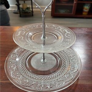 Indiana Glass Vintage Depression Sandwich Pattern Two Tiered Serving Plate 10.5”